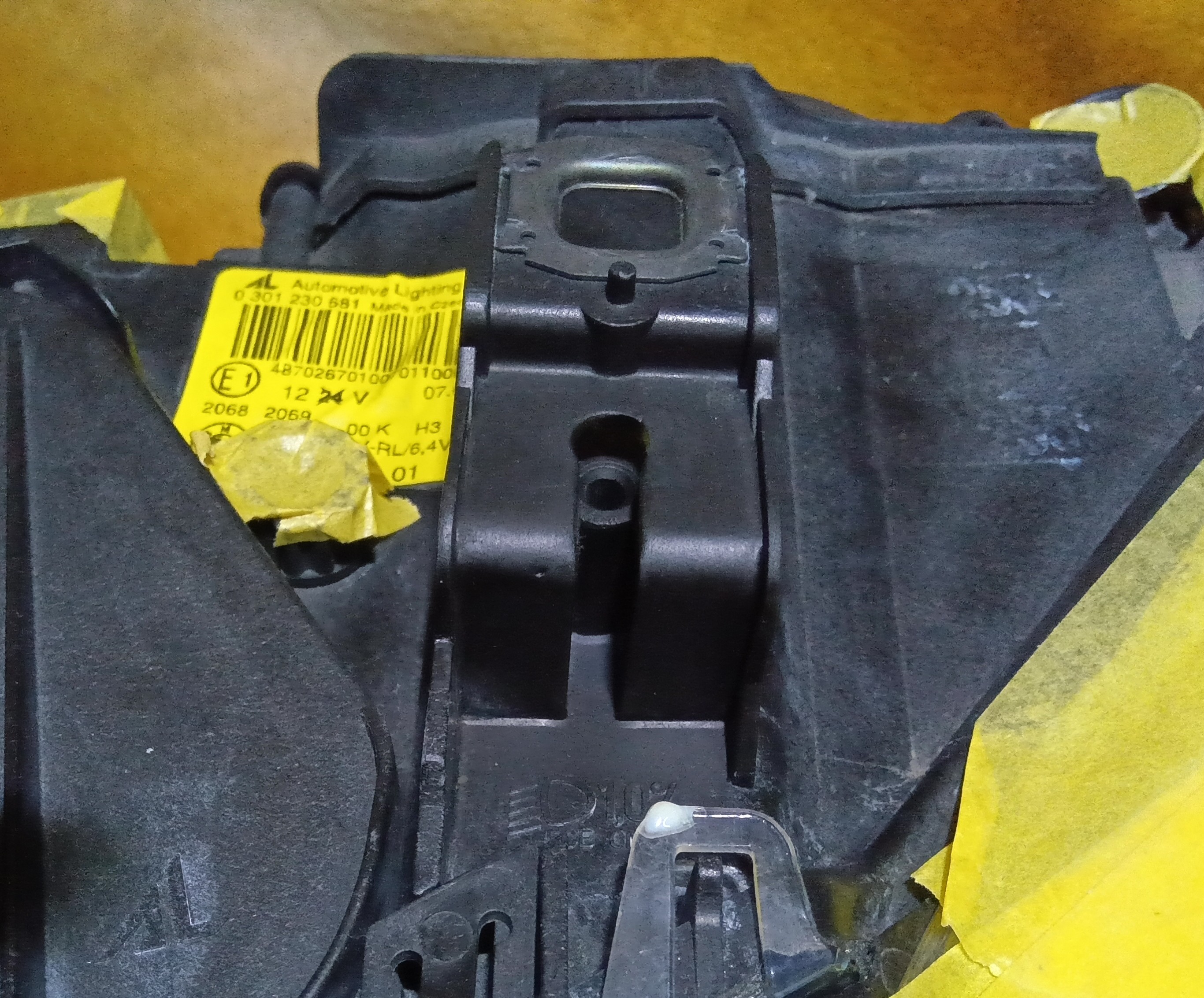 BMW　ヘッドライトタブ 樹脂溶接 修理後